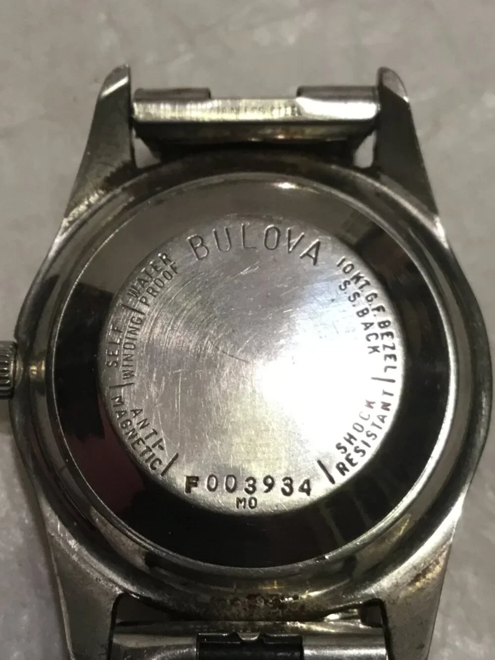 Vintage 10K gold filled Bulova self-winding wristwatch 30 jewels still works